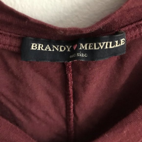 Brandy Melville Oversized Tee - Picture 2 of 2